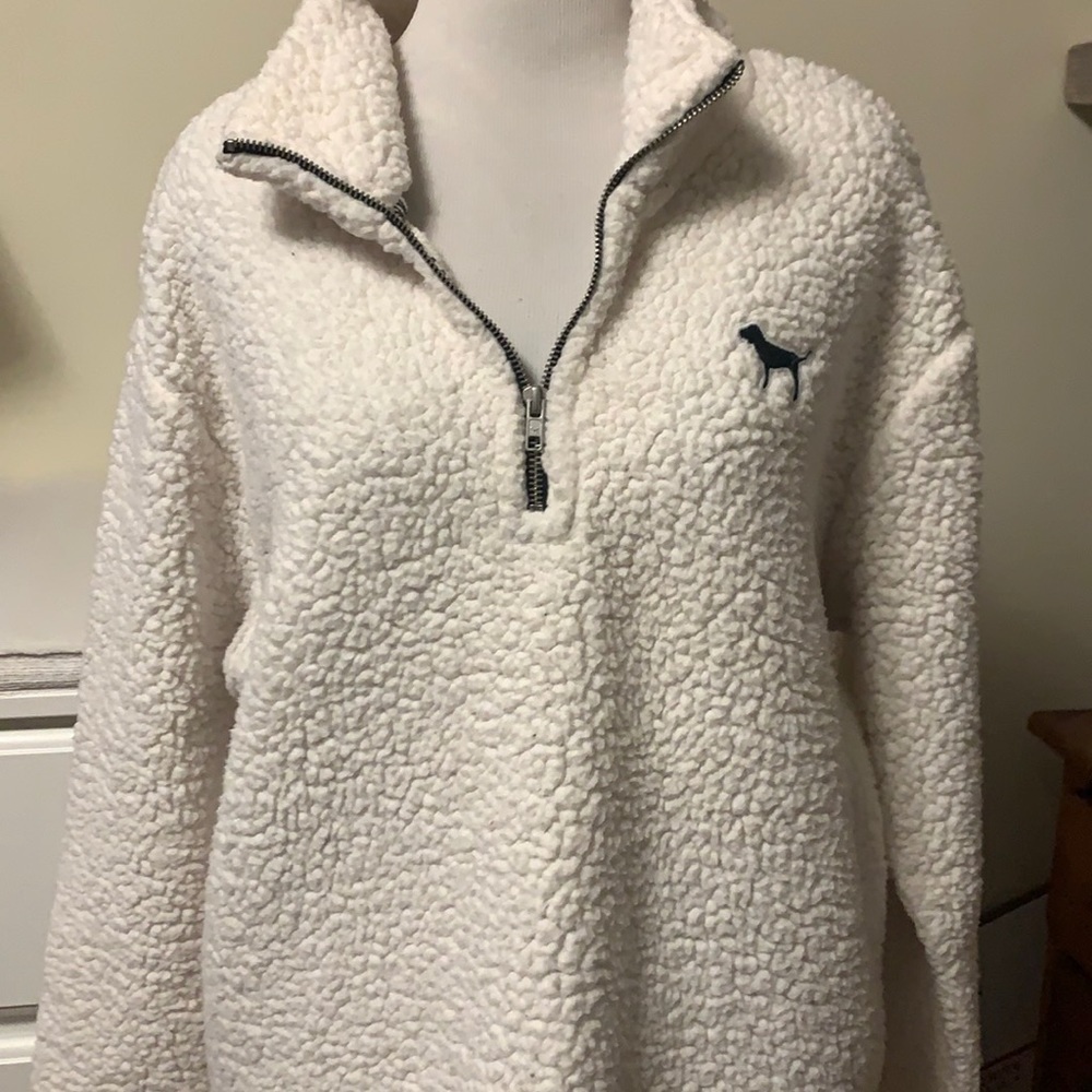 PINK Victoria’s Secret white sherpa 1/4 zip, warm